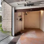 Zaffiro With Garage Apartmán *